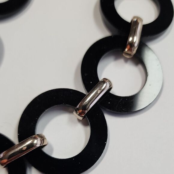 Charming charlie Black and Goldtone Necklace - Picture 4 of 7